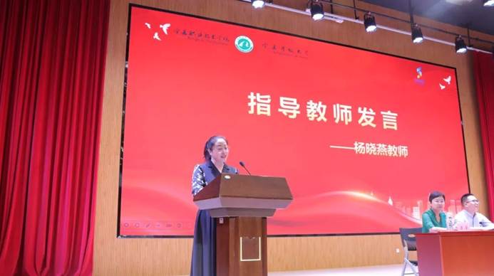电视画面 AI 生成的内容可能不正确。
